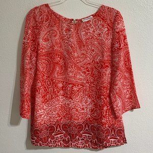 Artisan NY Women's Medium Gold 1/2 Zip in back, Red & White Paisley T208
